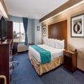 Photo of Howard Johnson Hotel & Suites by Wyndham Vancouver