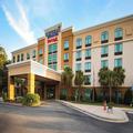 Exterior of Howard Johnson by Wyndham Dover