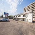 Exterior of Howard Johnson by Wyndham Downtown Kamloops