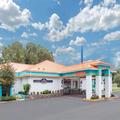Exterior of Howard Johnson by Wyndham Ocala FL I-75