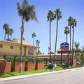 Photo of Howard Johnson by Wyndham San Diego Sea World