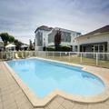 Exterior of Ibis Cahors