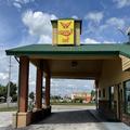 Exterior of Kansas Inn Independence