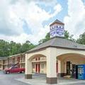Exterior of Knights Inn Yemassee