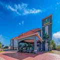 Exterior of La Quinta Inn & Suites by Wyndham Alamo Mcallen East