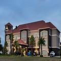 Image of La Quinta Inn & Suites by Wyndham Alvin