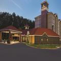 Photo of La Quinta Inn & Suites by Wyndham Atlanta Alpharetta