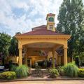 Photo of La Quinta Inn & Suites by Wyndham Charlotte Airport South