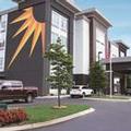 Photo of La Quinta Inn & Suites by Wyndham Chattanooga - Lookout Mtn