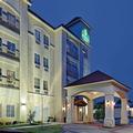 Exterior of La Quinta Inn & Suites by Wyndham Dfw Airport West Euless
