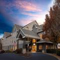 Photo of La Quinta Inn & Suites by Wyndham Eugene