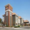 Image of La Quinta Inn & Suites by Wyndham Fresno Northwest