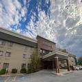 Photo of La Quinta Inn & Suites by Wyndham Harrisburg Airport Hershey