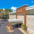Exterior of La Quinta Inn & Suites by Wyndham Jacksonville Mandarin