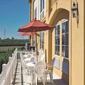 Exterior of La Quinta Inn & Suites by Wyndham Lancaster