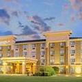 Exterior of La Quinta Inn & Suites by Wyndham Midwest City - Tinker AFB