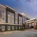 Photo of La Quinta Inn & Suites by Wyndham Pasadena North