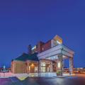Image of La Quinta Inn & Suites by Wyndham Philadelphia Airport