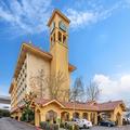 Exterior of La Quinta Inn & Suites by Wyndham Seattle Sea Tac Airport