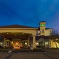 Image of La Quinta Inn & Suites by Wyndham St. Louis Westport