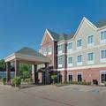Photo of La Quinta Inn & Suites by Wyndham Tyler South