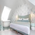 Image of Le Lapin Blanc