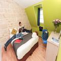 Photo of Le Montclair Montmartre by River - Hostel