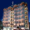 Photo of Le Royal Hotel