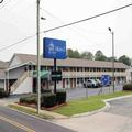 Exterior of Loyalty Inn Hawkinsville