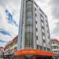 Exterior of Lucky 11 Hotel