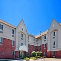 Exterior of Mainstay Suites Kansas City Overland Park
