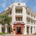 Exterior of Maxwell Reserve Singapore Autograph Collection