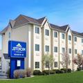 Exterior of Microtel Inn & Suites by Wyndham Mankato