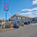 Exterior of Motel 6 Albuquerque, NM - Carlisle