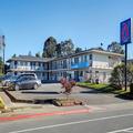 Exterior of Motel 6 Arcata, CA - Cal Poly Humboldt
