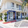 Exterior of Motel 6 Bakersfield, CA - Convention Center