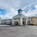 Exterior of Motel 6 Bells, TN - Brownsville
