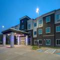 Exterior of Motel 6 Fort Worth, TX – I-35 & I-20