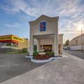 Image of Motel 6 Jacksonville, NC