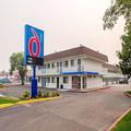 Exterior of Motel 6 Kalispell, MT