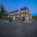 Image of Motel 6 Kirkland, WA - North Kirkland