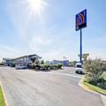 Image of Motel 6 Laredo, TX - South