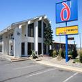 Exterior of Motel 6 Madras, OR