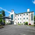 Exterior of Motel 6 Portland, OR - I-5