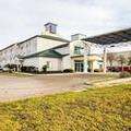 Exterior of Motel 6 San Antonio, TX - Sea World North