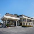 Exterior of Motel 6 Savannah, GA - Midtown