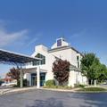 Exterior of Motel 6 Springfield, IL