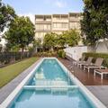 Exterior of Oaks Nelson Bay Lure Suites