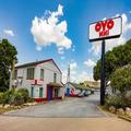 Exterior of Oyo Inn Dallas South