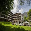 Exterior of Parkhotel Quellenhof